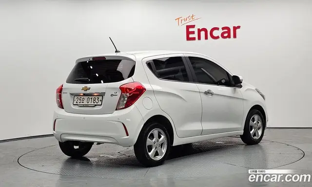 Chevrolet Spark 2016 1.0 автомат (гидро), миниатюра 2