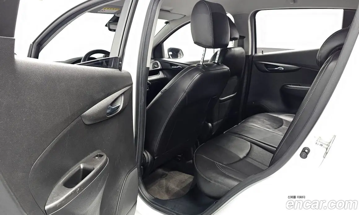 Chevrolet Spark 2016 1.0 автомат (гидро), фото 16