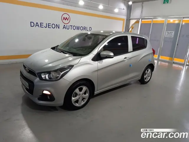 Chevrolet Spark 2016 1.0 автомат (гидро), миниатюра 2