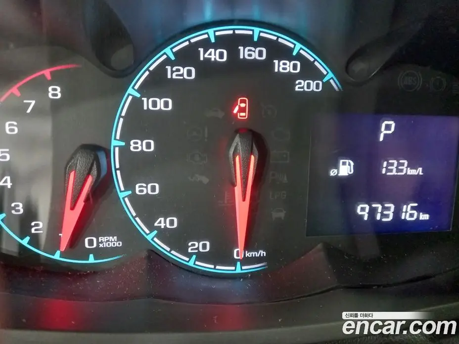 Chevrolet Spark 2016 1.0 автомат (гидро), фото 13