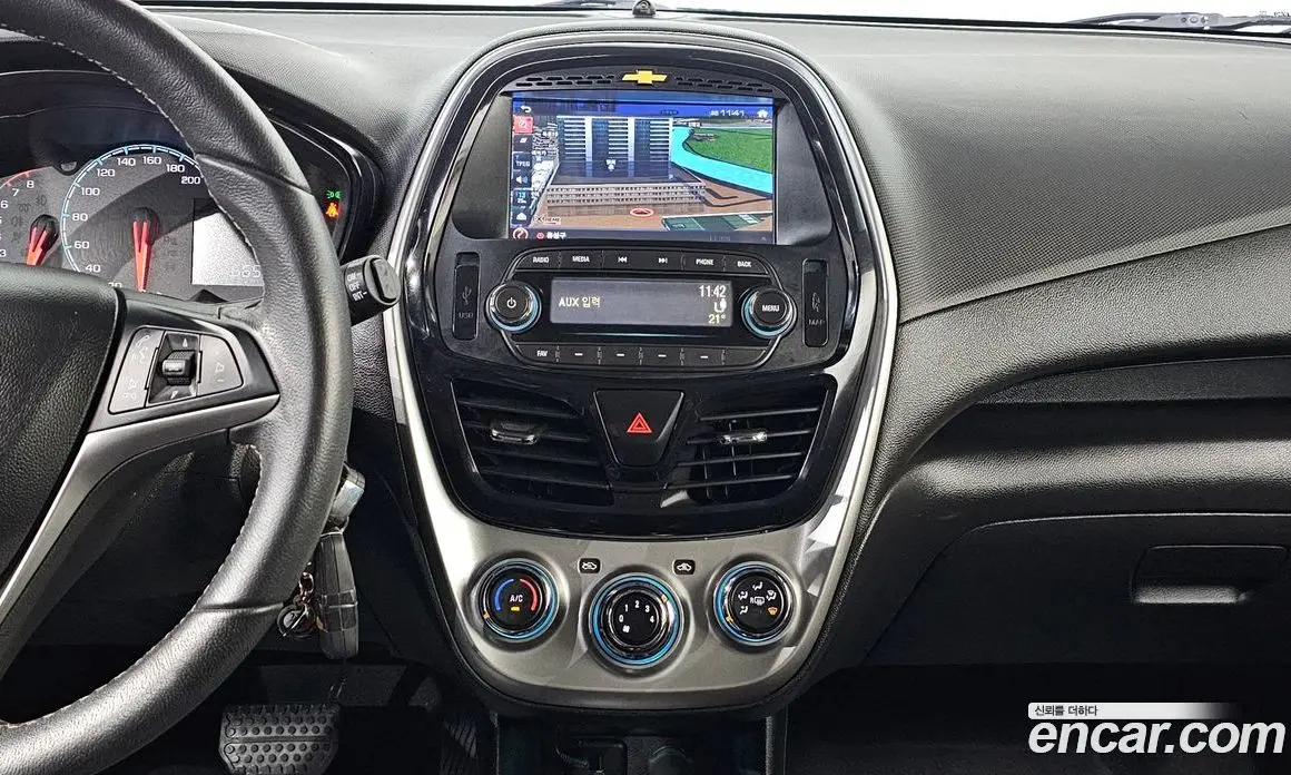 Chevrolet Spark 2017 1.0 автомат (гидро), фото 16