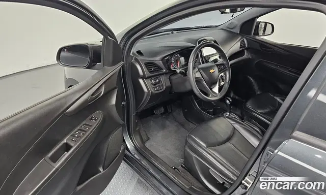 Chevrolet Spark 2017 1.0 автомат (гидро), миниатюра 10