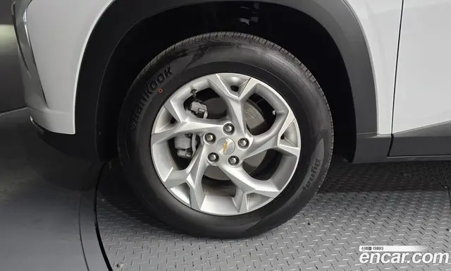 Chevrolet Trax 2024 1.2 автомат (гидро), миниатюра 5