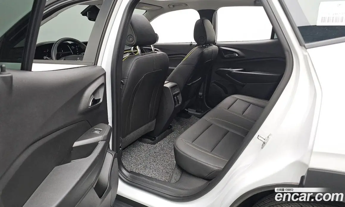 Chevrolet Trax 2025 1.2 автомат (гидро), фото 26