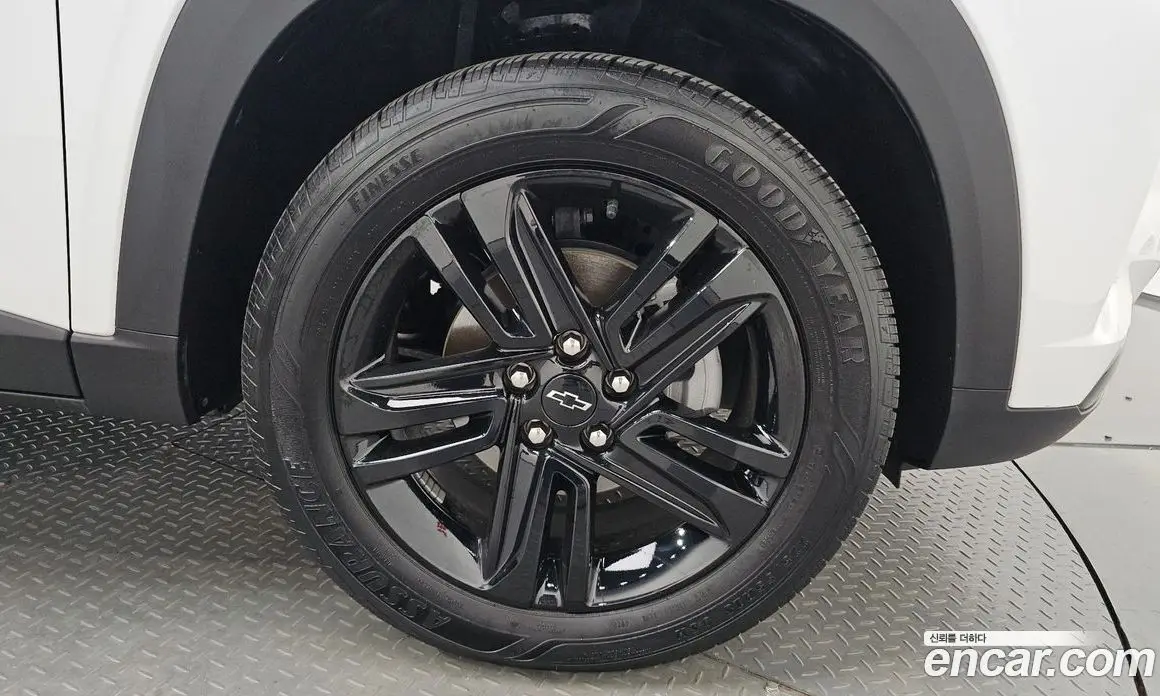 Chevrolet Trax 2025 1.2 автомат (гидро), фото 6