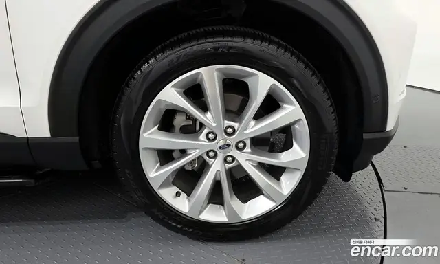 Ford Explorer 2022 3.0 автомат (гидро), миниатюра 5