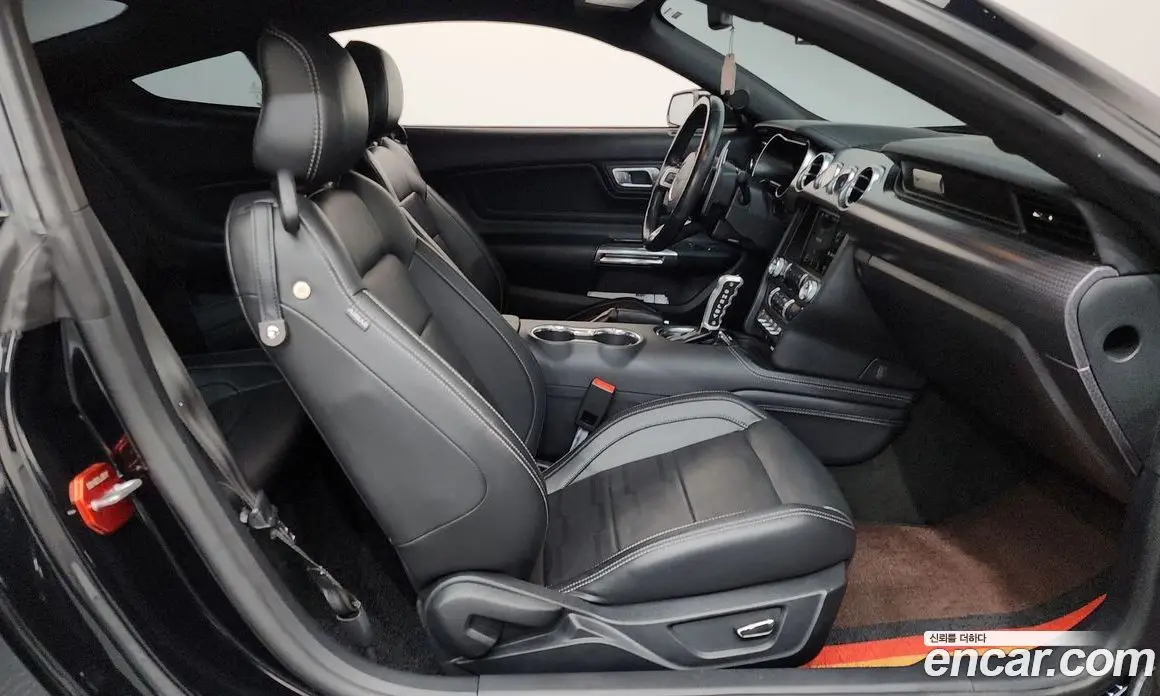 Ford Mustang 2018 5.0 автомат (гидро), фото 16