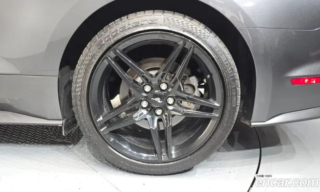 Ford Mustang 2020 5.0 автомат (гидро), миниатюра 7