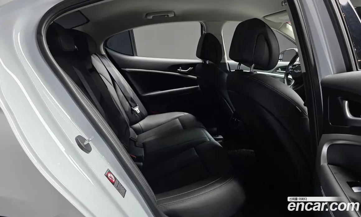 Genesis G70 2018 2.0 автомат (гидро), фото 17