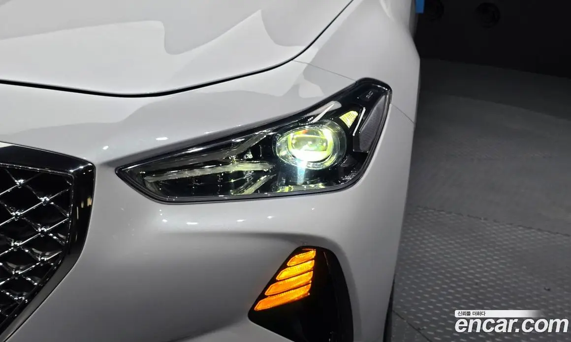 Genesis G70 2018 2.0 автомат (гидро), фото 8