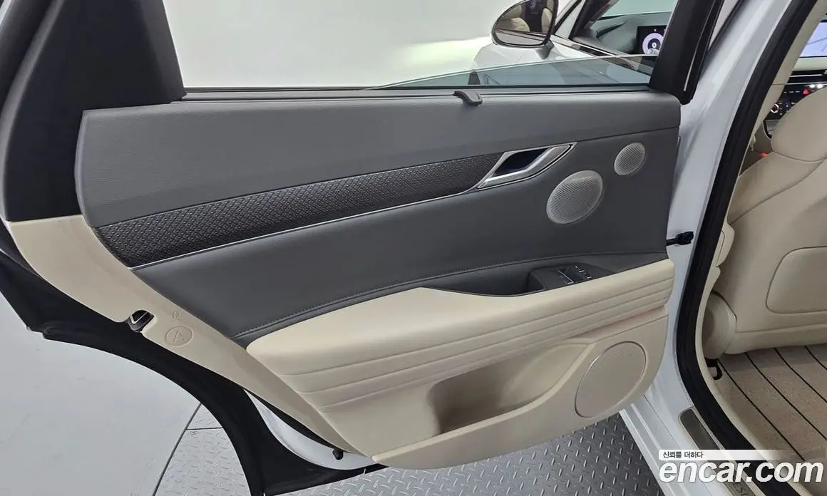 Genesis G80 2025 3.5 автомат (гидро), фото 15