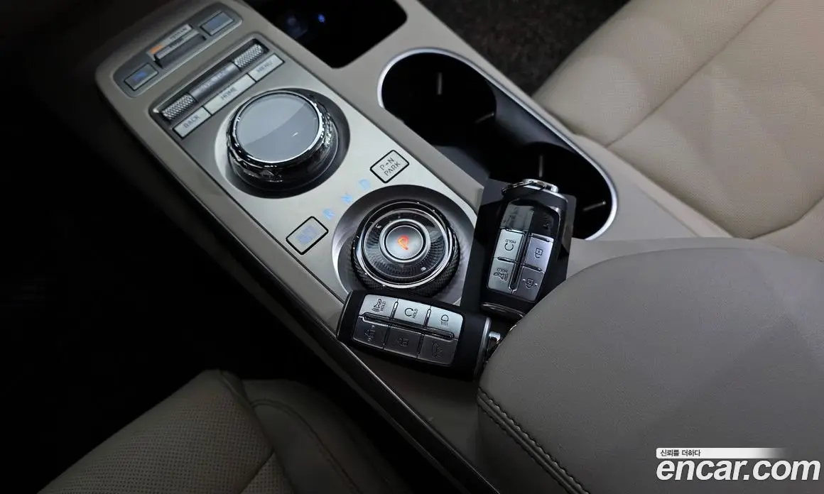Genesis GV70 2022 2.5 автомат (гидро), фото 12