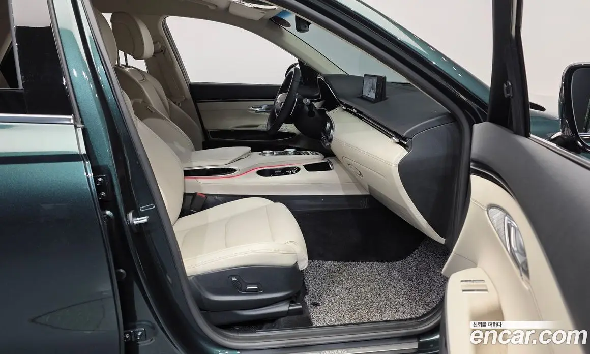 Genesis GV70 2022 2.5 автомат (гидро), фото 17