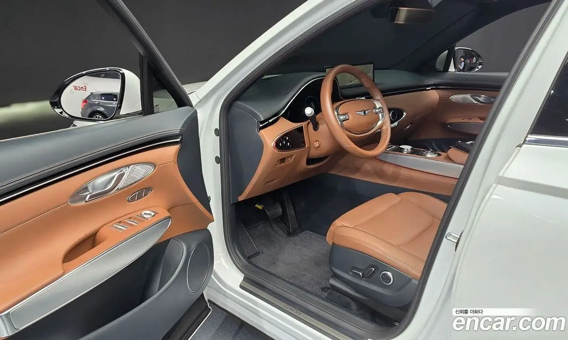 Genesis GV70 2023 2.5 автомат (гидро), фото 10
