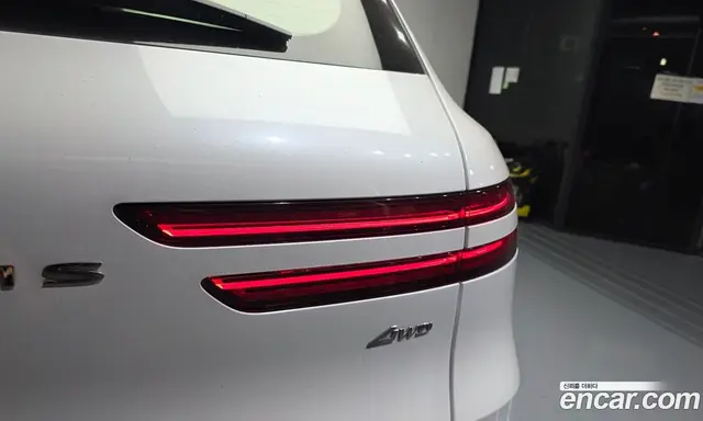 Genesis GV70 2023 2.5 автомат (гидро), миниатюра 9