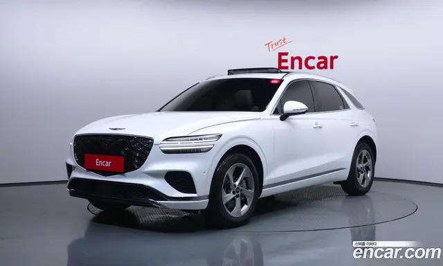 Genesis GV70, 2025, 9 676 км
