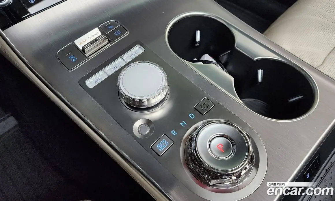 Genesis GV70 2025 2.5 автомат (гидро), фото 12