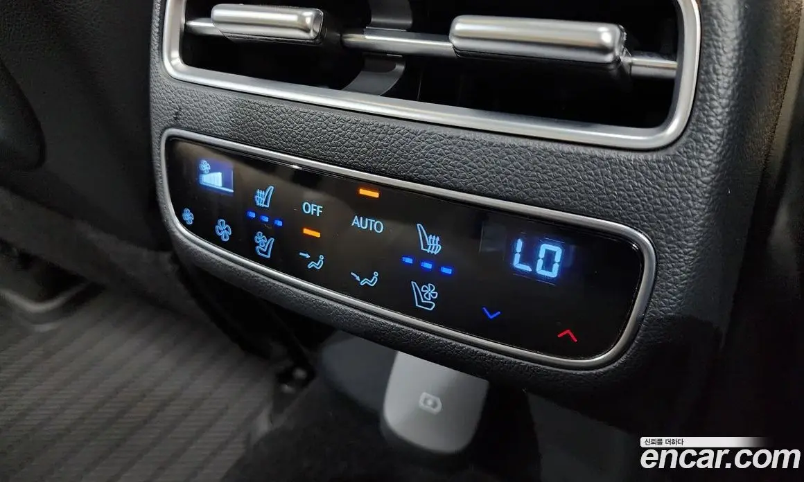 Genesis GV70 2025 2.5 автомат (гидро), фото 35