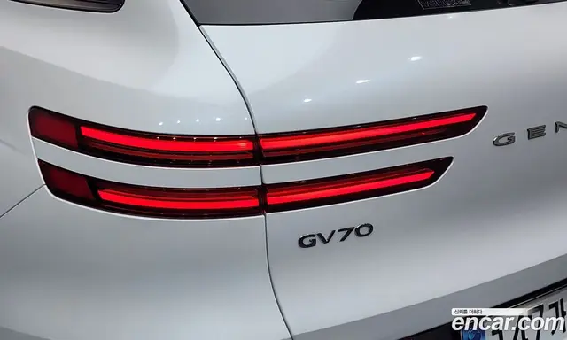 Genesis GV70 2025 2.5 автомат (гидро), миниатюра 9