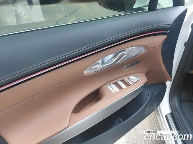 Genesis GV70 2026 2.5 автомат (гидро), миниатюра 11