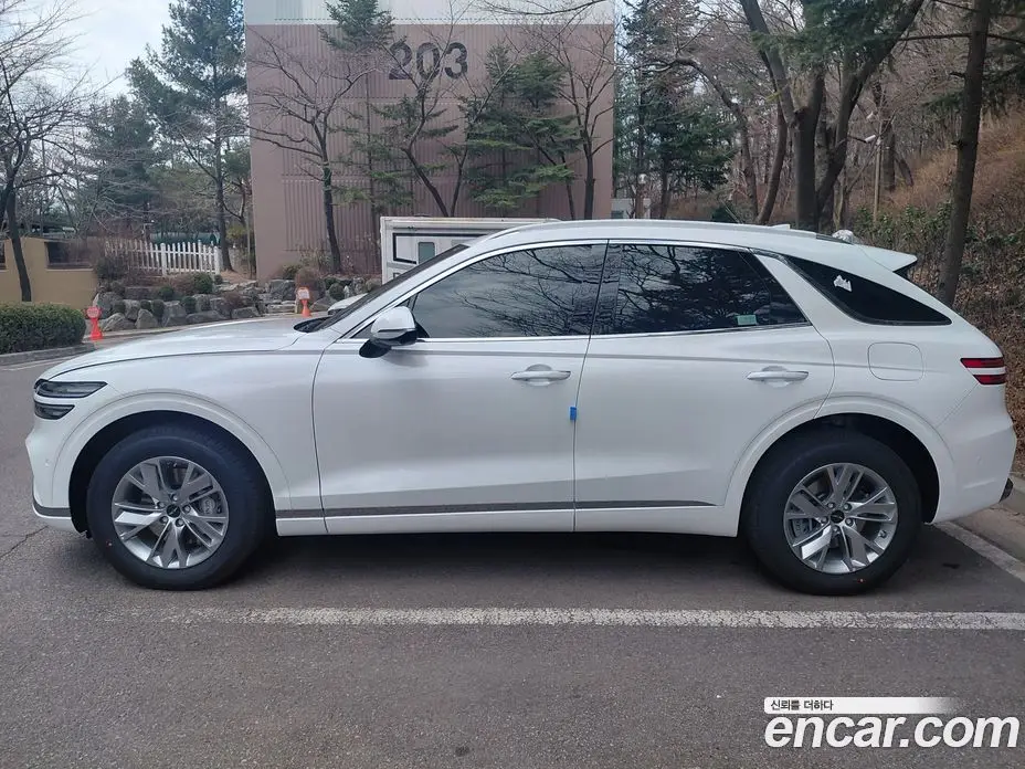 Genesis GV70 2026 2.5 автомат (гидро), фото 3