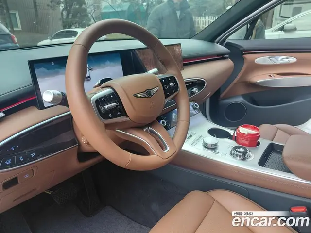 Genesis GV70 2026 2.5 автомат (гидро), миниатюра 8