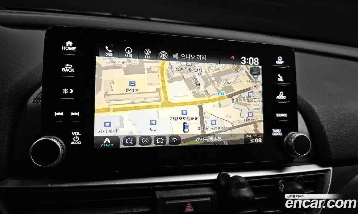 Honda Accord 2018 2.0 автомат (гидро), фото 15