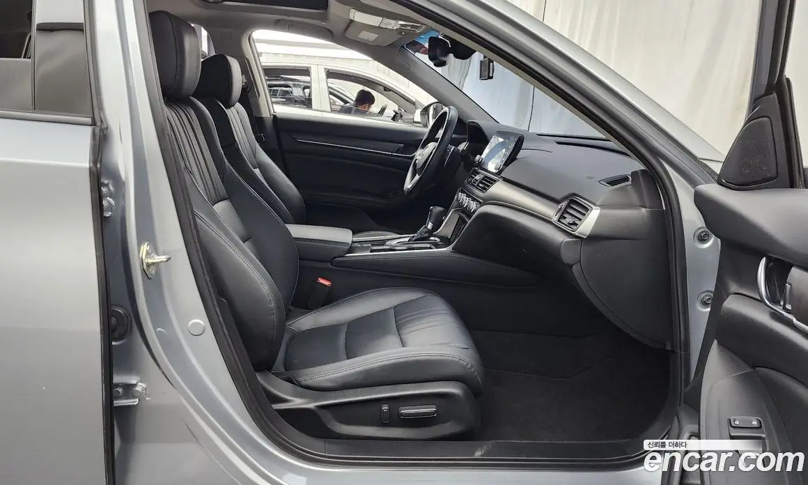 Honda Accord 2018 1.5 автомат (гидро), фото 11