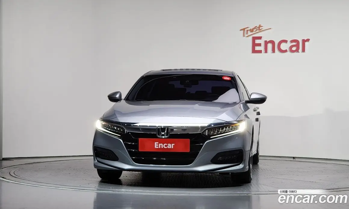 Honda Accord 2018 1.5 автомат (гидро), фото 3