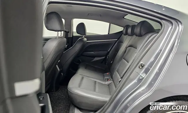 Hyundai Avante 2019 1.6 автомат (гидро), миниатюра 12