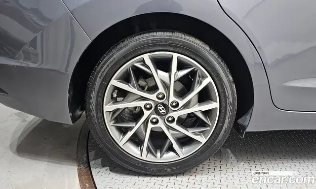 Hyundai Avante 2019 1.6 автомат (гидро), миниатюра 5