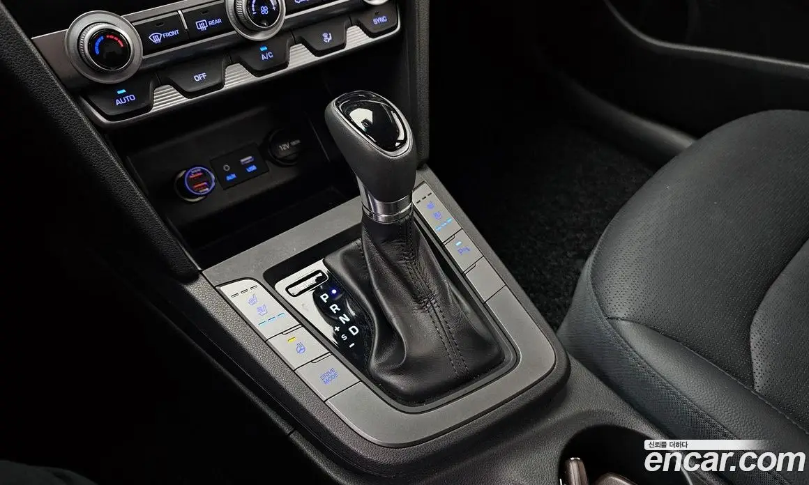 Hyundai Avante 2019 1.6 автомат (гидро), фото 9