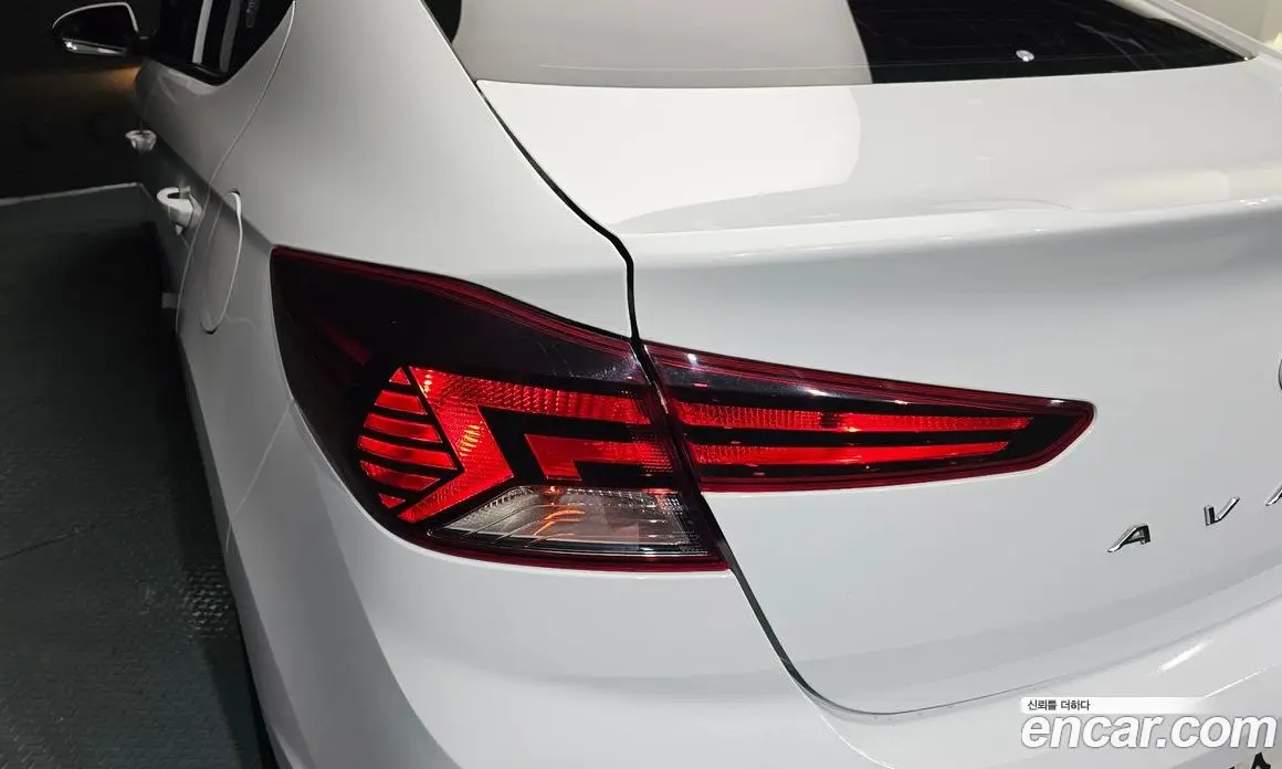 Hyundai Avante 2020 1.6 автомат (гидро), фото 9