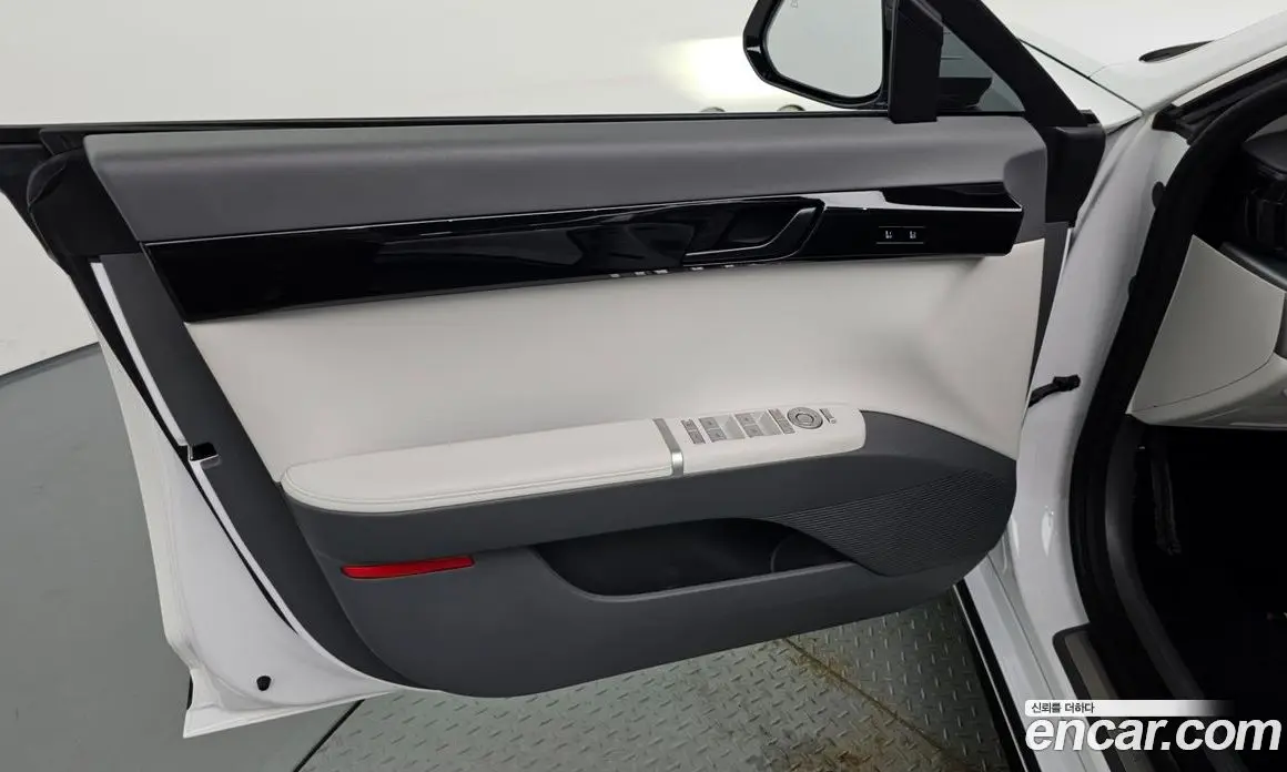 Hyundai Grandeur 2023 2.5 автомат (гидро), фото 14