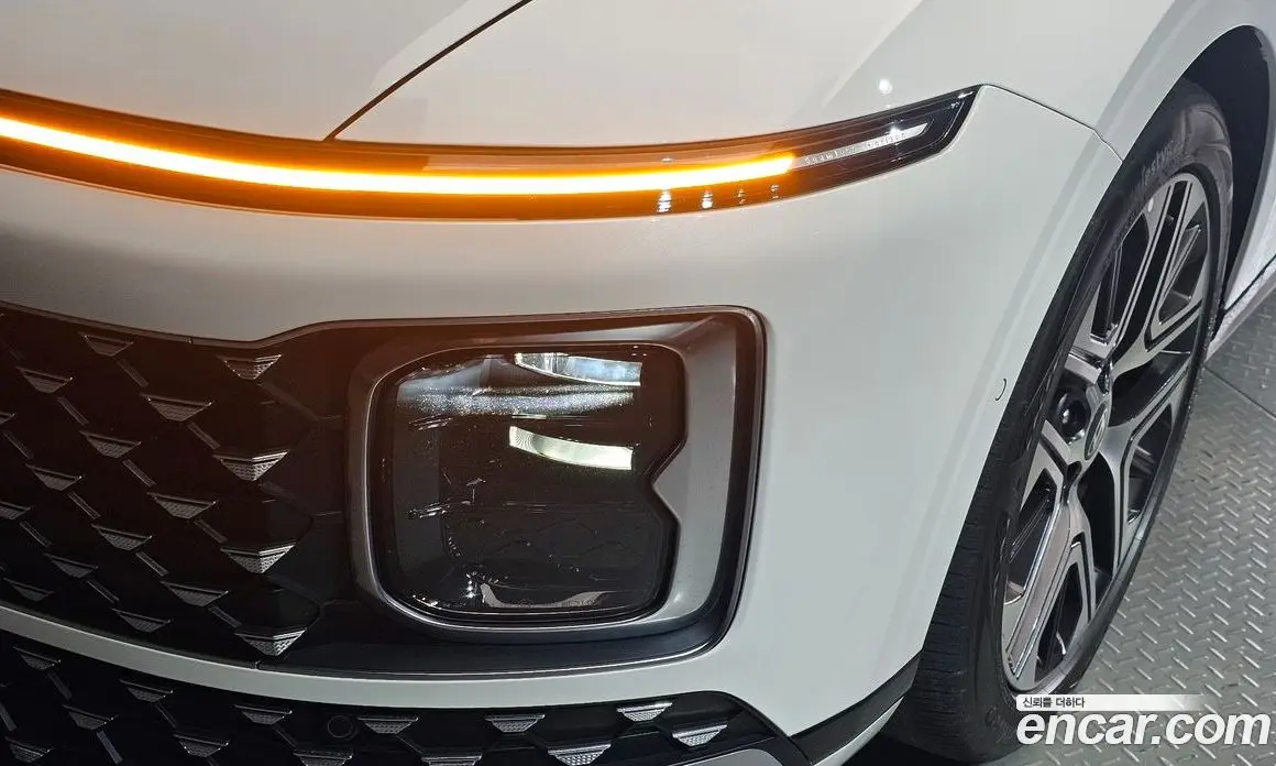 Hyundai Grandeur 2023 3.5 автомат (гидро), фото 8