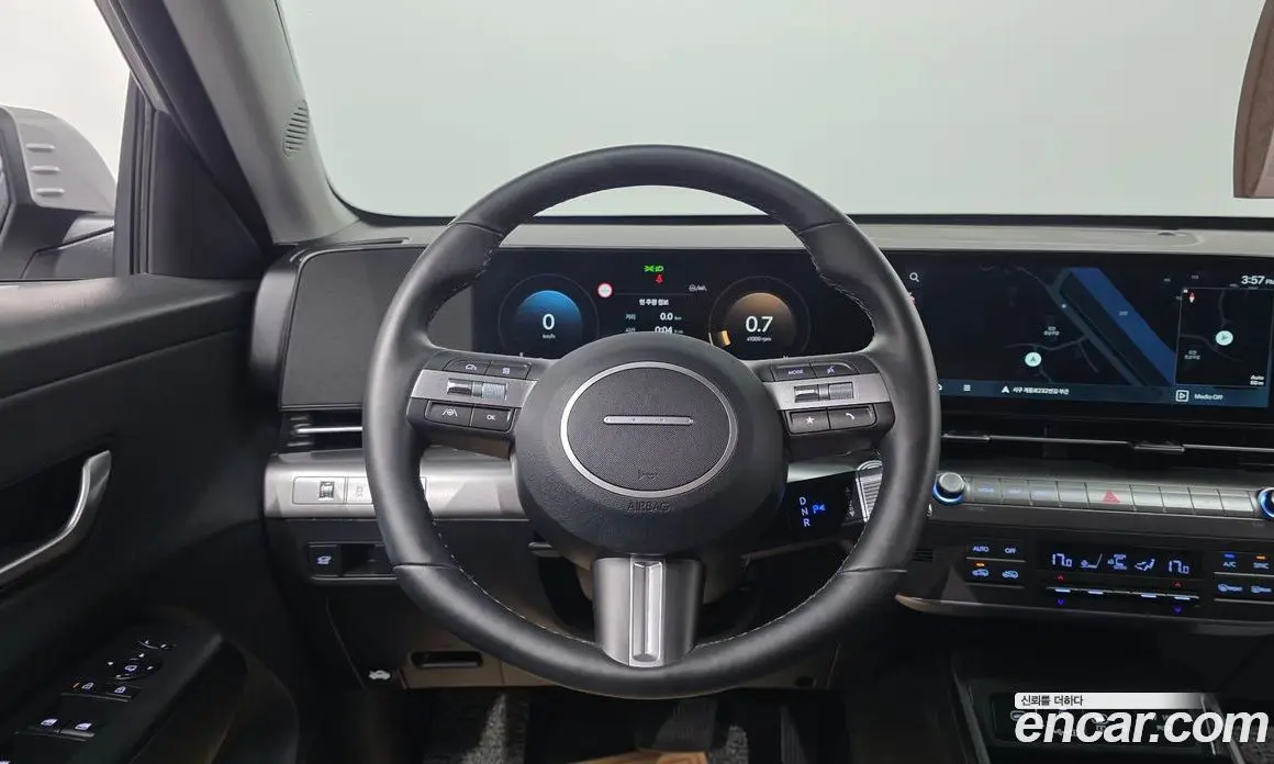 Hyundai Kona 2025 1.6 автомат (гидро), фото 20