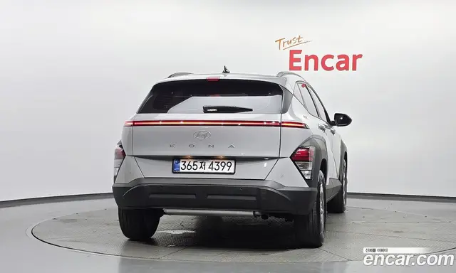 Hyundai Kona 2025 1.6 автомат (гидро), миниатюра 4