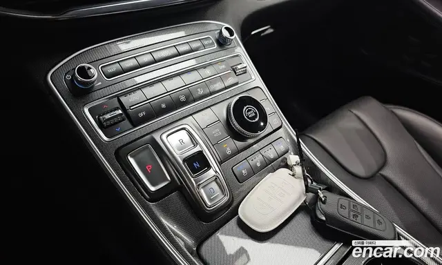 Hyundai Santa Fe 2022 2.2 автомат (гидро), миниатюра 9