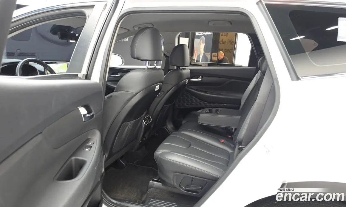 Hyundai Santa Fe 2022 2.2 автомат (гидро), фото 11