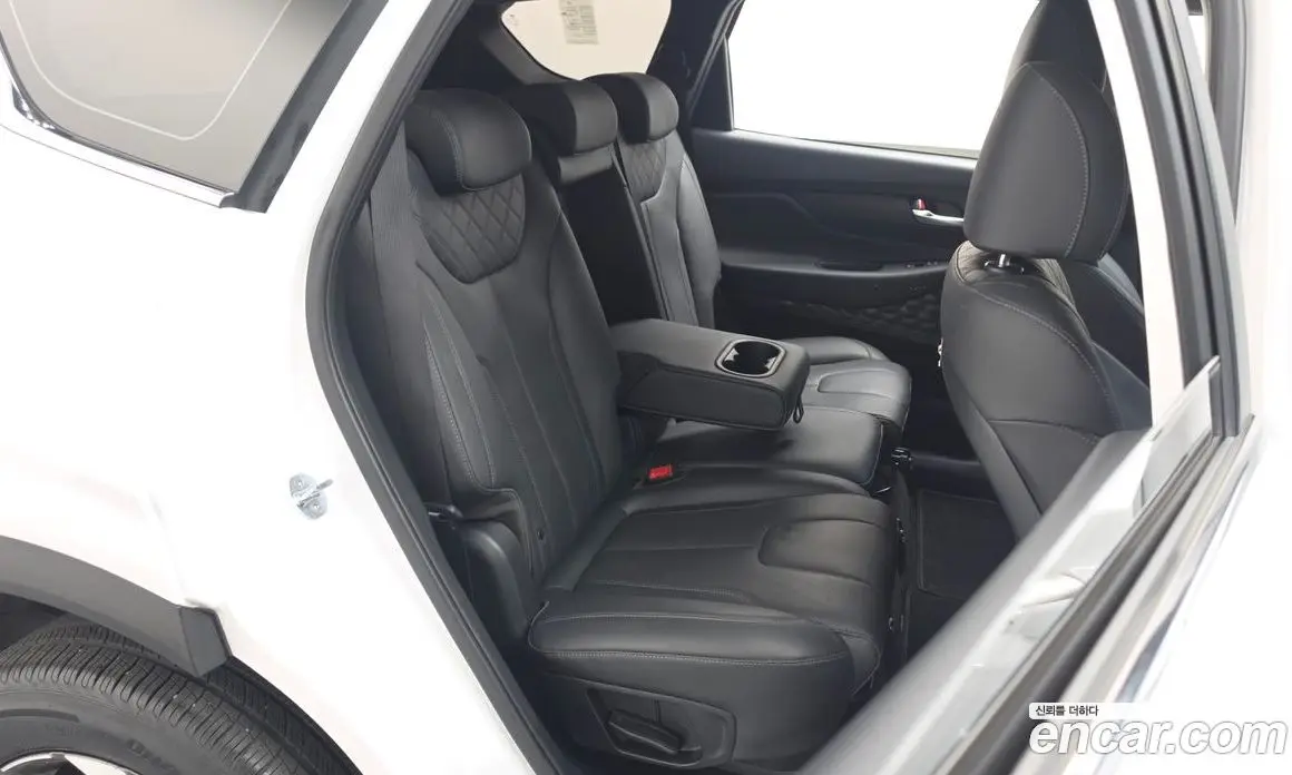 Hyundai Santa Fe 2022 2.2 автомат (гидро), фото 12