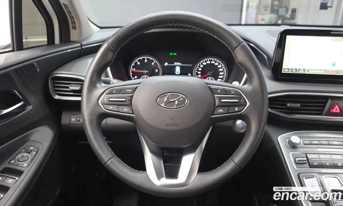 Hyundai Santa Fe 2022 2.2 автомат (гидро), фото 13