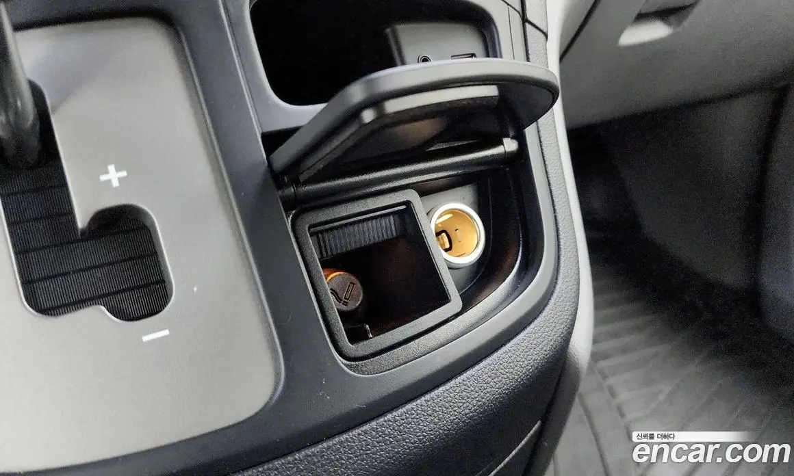 Hyundai Starex 2018 2.5 автомат (гидро), фото 27
