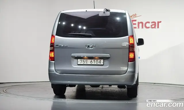 Hyundai Starex 2018 2.5 автомат (гидро), миниатюра 4