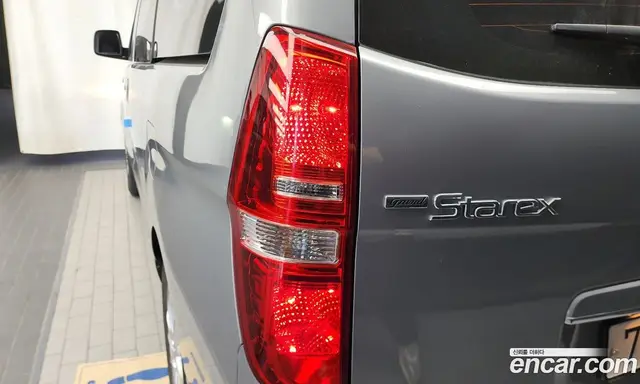 Hyundai Starex 2018 2.5 автомат (гидро), миниатюра 9