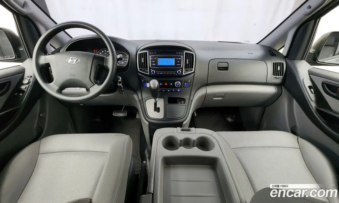 Hyundai Starex 2018 2.5 автомат (гидро), фото 10