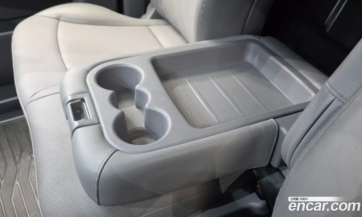 Hyundai Starex 2020 2.5 автомат (гидро), фото 28
