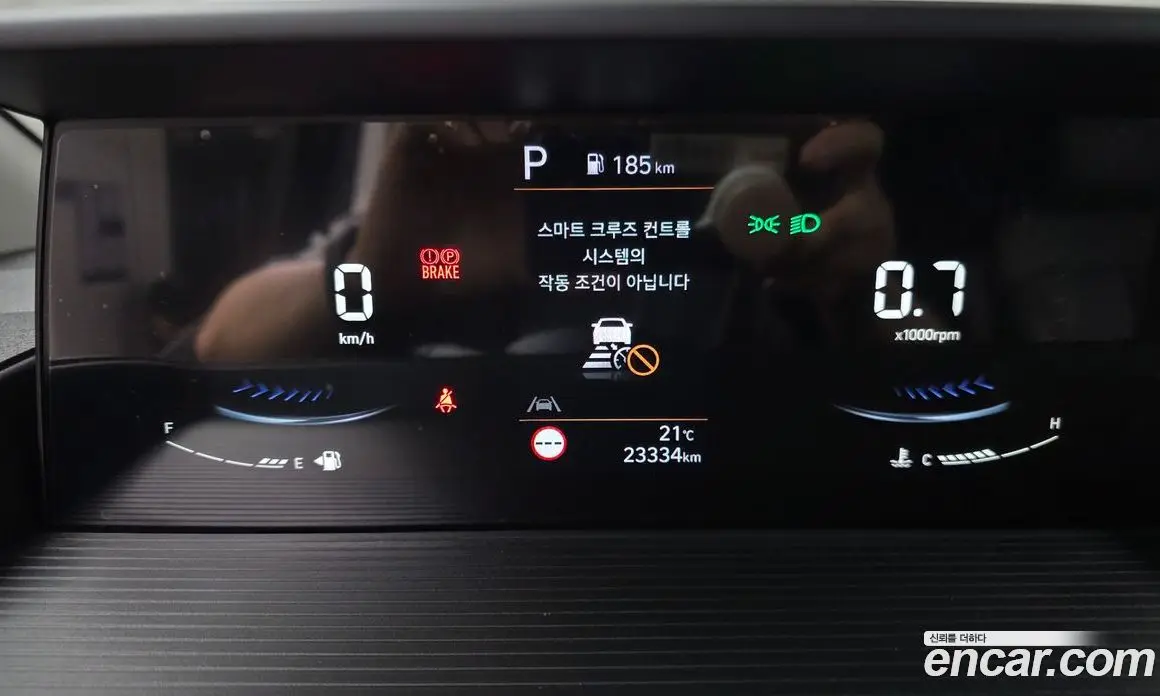 Hyundai Staria 2023 2.2 автомат (гидро), фото 11