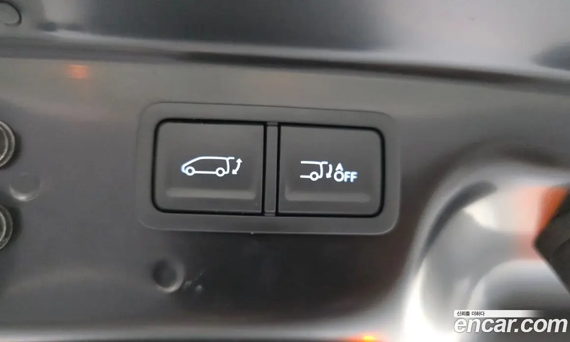Hyundai Staria 2023 2.2 автомат (гидро), фото 24