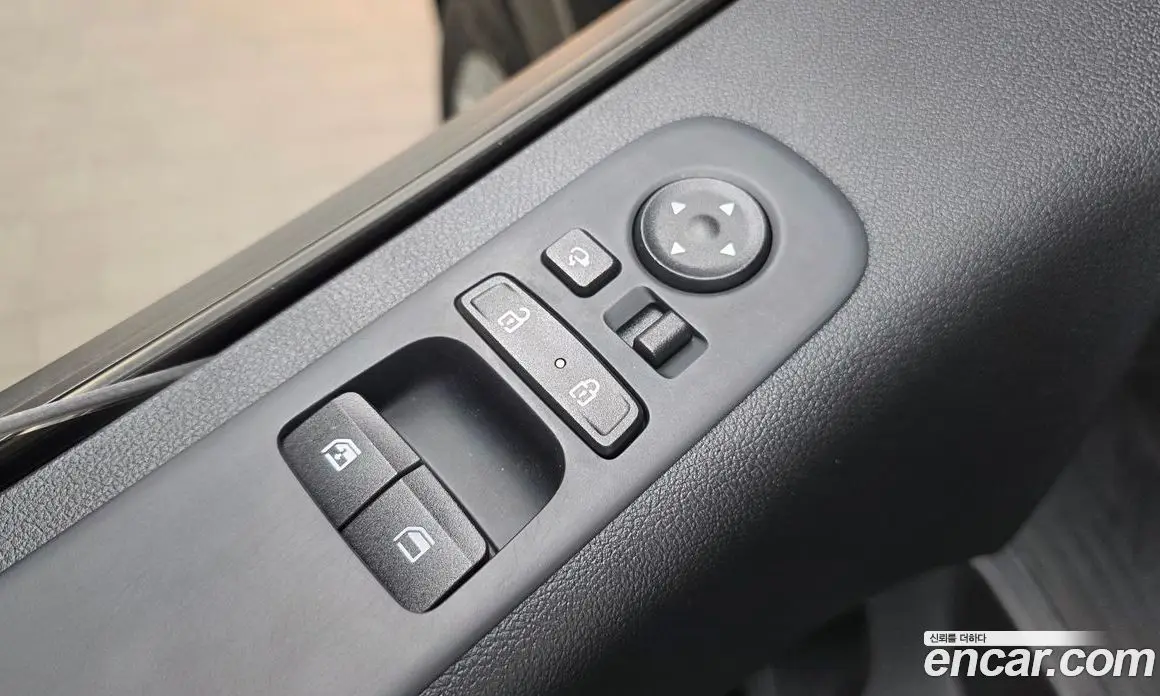 Hyundai Staria 2023 2.2 автомат (гидро), фото 29