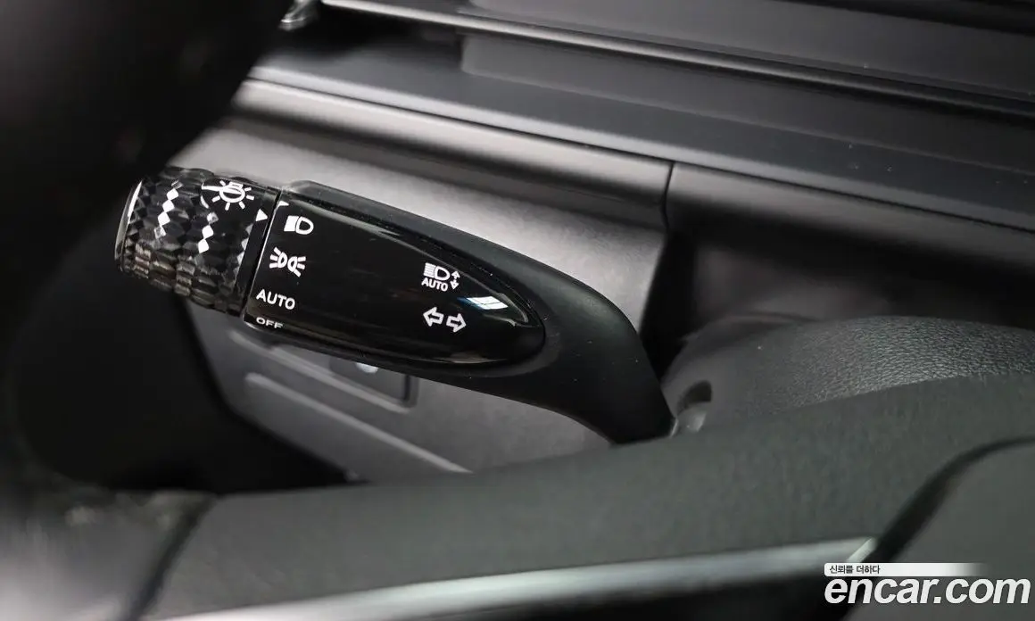 Hyundai Staria 2023 2.2 автомат (гидро), фото 30